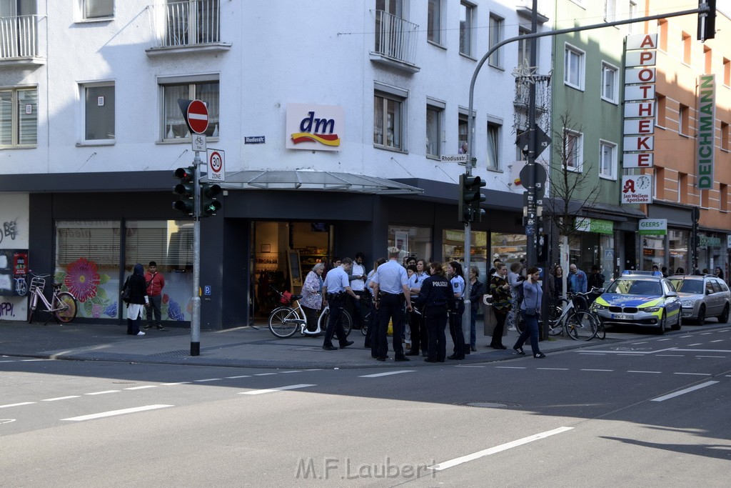 Messerstecherei Koeln Muelheim Frankfurterstr Rodiusstr P29.JPG - Miklos Laubert